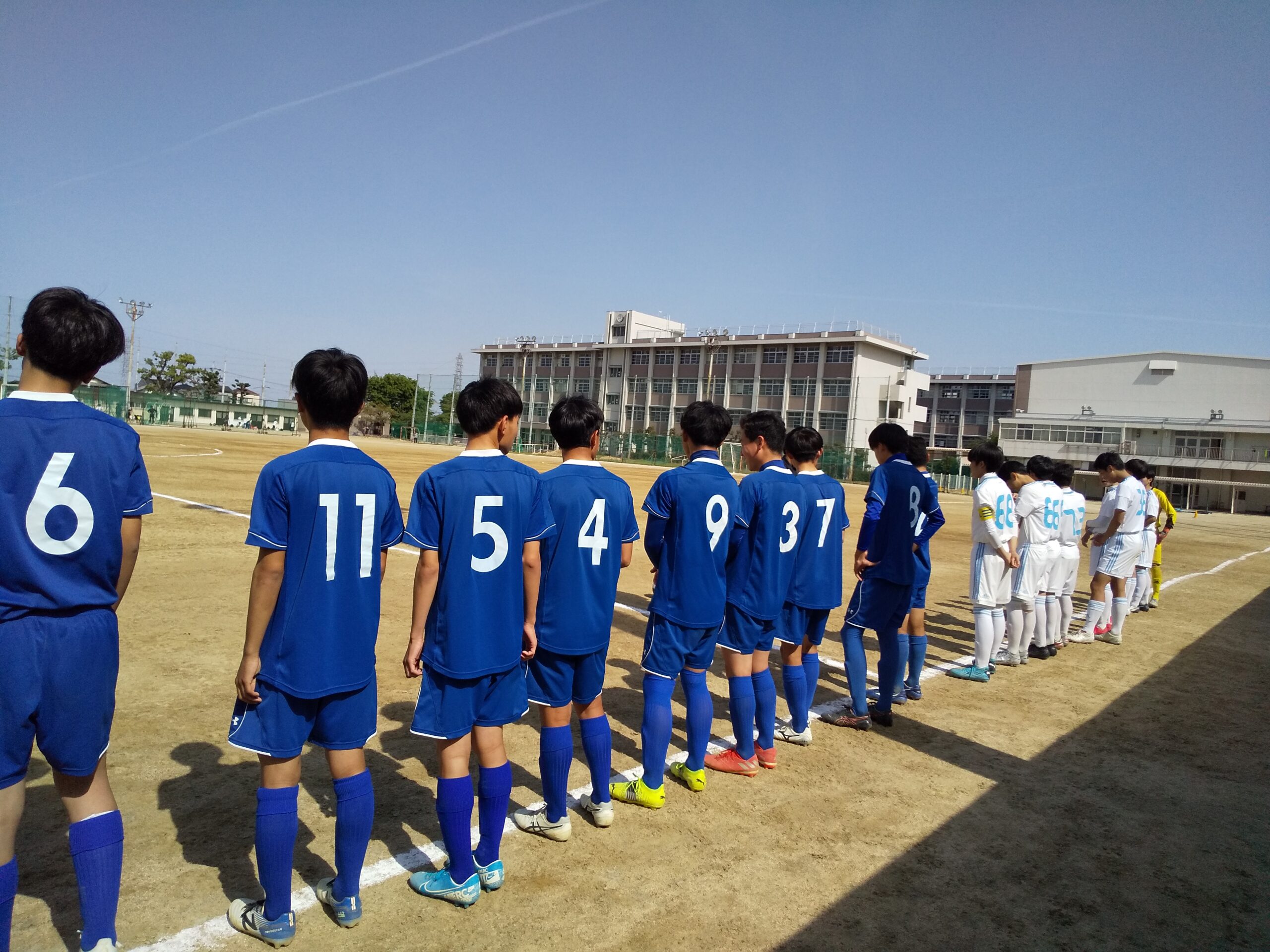 サッカー部 U 18サッカーリーグ前期６節 東大谷戦 結果 部活動topics 単位制授業 広いグラウンドで部活も活発な大阪府堺市の公立高校 大阪府立鳳高等学校