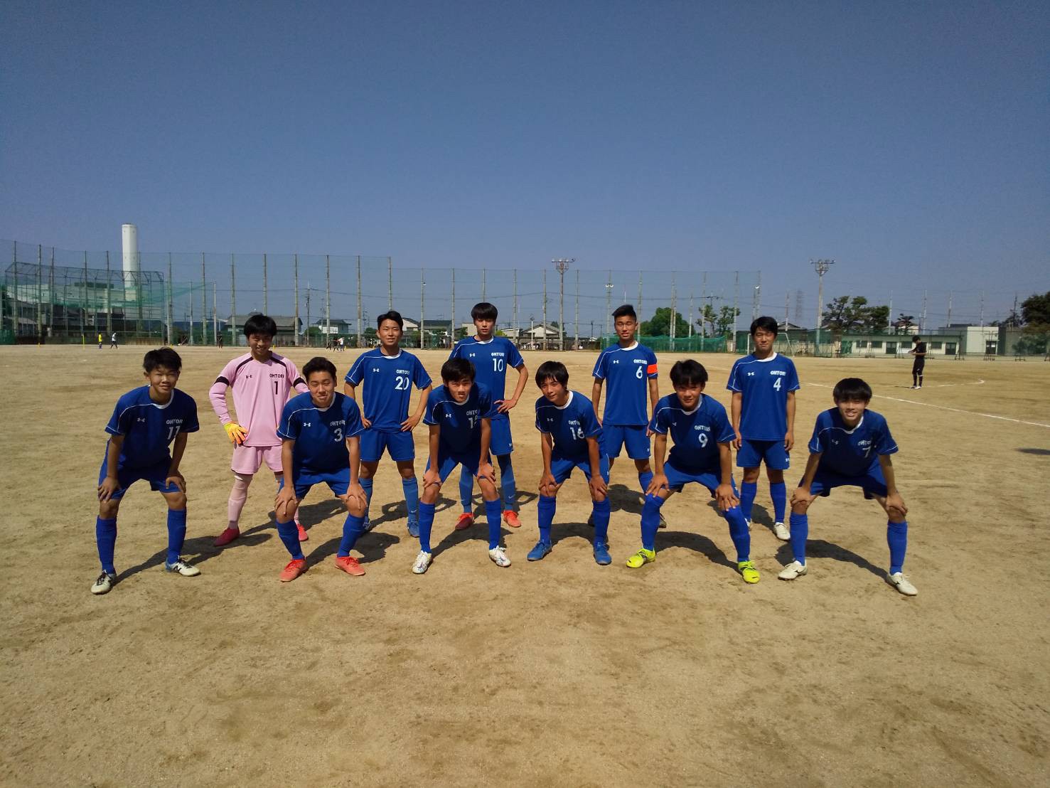 サッカー部 U 18サッカーリーグ 前期最終節 対堺東 部活動topics 単位制授業 広いグラウンドで部活も活発な大阪府堺市の公立高校 大阪府立鳳高等学校